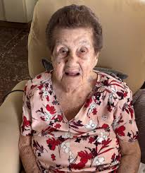 😢🇵🇷😢 Norberto Sánchez, quien aparece en este vídeo cantando "La  estrella de mi bandera", falleció ayer sábado tras una dura batalla contra  el cáncer. El artesano mayagüezano fue uno de los mejores