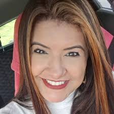 Karin Oliveira (@karinoliveira73)