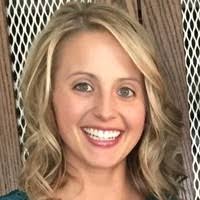 Erin Mumma's Instagram, Twitter & Facebook