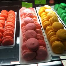 Macarons Ba Le Broadway At Argyle 2 Locations Uptown And Downtown Food Eat Chicago Eats