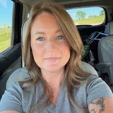 I'm visiting my sister in Pauls Valley this weekend. I need some help  finding some inexpensive/free things to do that are small kid friendly! I  haven't been to the area since I