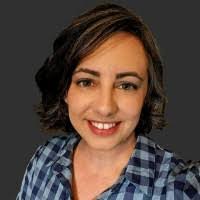 Beth Santoro's Instagram, Twitter & Facebook