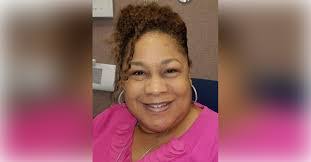 Shana Mcintosh's Instagram, Twitter & Facebook