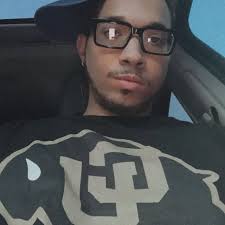 Brian Pumper 在等巴士時變蛋了觀看這裡:@TAG