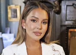 Avainsana: sara chafak