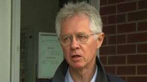 Marshalltown library patrons fight to have two conservative publications  put