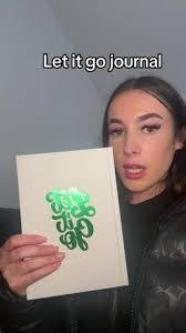 Keeva Smith's Instagram, Twitter & Facebook