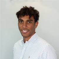 Kim Josephs's Instagram, Twitter & Facebook