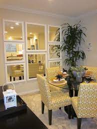 Super Cute Way To Make A Small Dining Room Space Look Bigger Love This Entire Blog Home Home Decor Interior