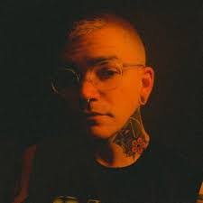 Daisy Green's Instagram, Twitter & Facebook