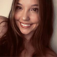 Its Friday , it's Arctic Family Time, and it's nearly November. Are you  thinking about going home for the holidays? We've got you covered  #ArcticAngels, with one free flight to your home