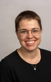 Amy Cain's Instagram, Twitter & Facebook