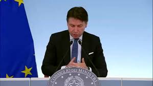 Disposizioni per le scuole dal 16 gennaio 2021 (link al ministero dell'istruzione). Nuovo Dpcm 15 Gennaio Ecco Cosa Dovrebbe Cambiare Anche In Campania Nelle Zone Gialle Riaprono I Musei 15 Gennaio 2021
