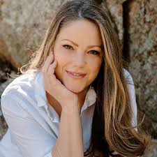 Amazon.com: Merewif: the Mermaid Witch: 9780578944029: Adam, Amanda, Durst,  Mariah: Books