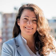 Amy Rommel's Instagram, Twitter & Facebook