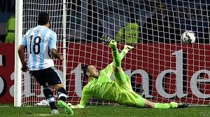 Argentina venció a colombia este martes en el estadio mane garrincha de brasilia y enfrentará a brasil en la gran final de la copa américa 2021. Copa America Argentina Vence A Colombia En Penales En Un Partido De Infarto Bbc News Mundo