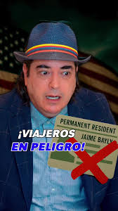 Jaime Bayly Beso Con Boris Izaguirre