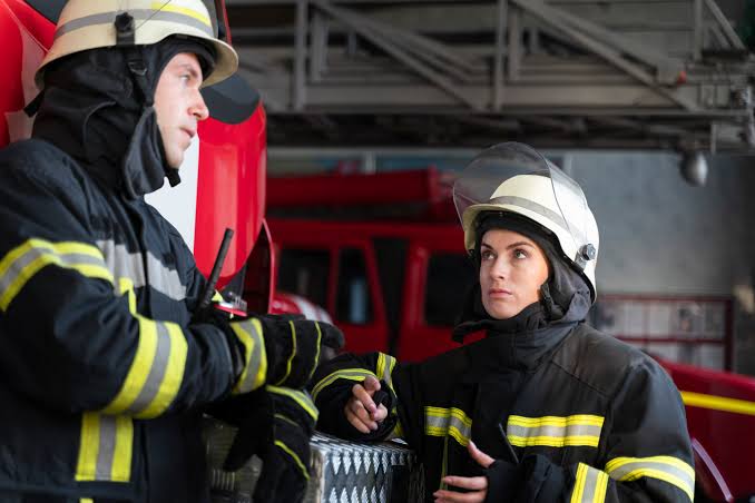 7 Reasons to Hire a Fire Watch Security Guard Services Company