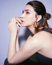 Riot-Su (@kankeneeche)