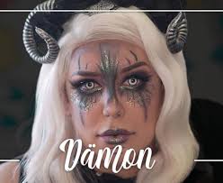 Pin Auf Make Up