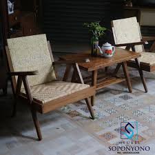 Pagar kayu minimalis ala pedesaan ini terkesan sangat simple dan modern secara bersamaan. 50 Model Kursi Teras Kayu Jati Minimalis Modern Murah Soponyono Furniture