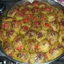 Gefullte Paprikaschoten Aus Dem Ofen Firinda Biber Dolmasi Turkische Rezepte Turkische Gerichte Turkische Rezepte Turkisch Kochen