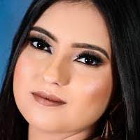 Beatriz Neumann's Instagram, Twitter & Facebook