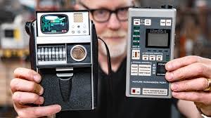 Chris Weik's Instagram, Twitter & Facebook