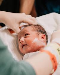 One month old—how did that happen so fast? Can someone take me back to this  day? 😭 The first 48 hours are some of my favorite moments in life!  Bringing life into