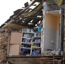 Haus in brühl die marktübersicht zu verkaufender oder vermietender häuser und wohnungen. Explosion In Bruhl Sturzt Ein Halbes Haus Ein Bilder Fotos Welt