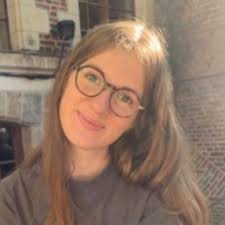 Charlotte Constant's Instagram, Twitter & Facebook