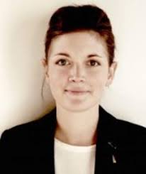 Clara sola is a 2021 costa rican drama film directed by nathalie álvarez mesén. Clara Sola 2021 Mubi