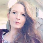 Jessica Kominek's Instagram, Twitter & Facebook