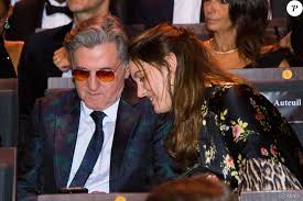 Homme de théatre et de cinéma, daniel auteuil atteint la consécration avec jean de florette (césar du meilleur acteur) et manon des sources de claude berri en 1986. Daniel Auteuil Et Sa Fille Nelly Auteuil Assistent A La 45e Ceremonie Des Cesar A La Salle Pleyel Paris Le 28 Fevrier 2020 Purepeople