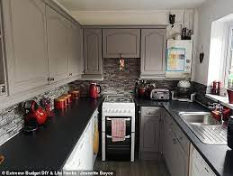 Howdens | the uk's number 1 trade kitchen supplier. Savvy Woman Reveals She Transformed Her Outdated Kitchen For Just Fifty Pounds Daily Mail Online