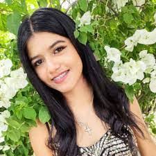 Jona Monreal's Instagram, Twitter & Facebook