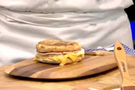 Egg Mcmuffin Einfach Selbst Gemacht Hach Mcdonalds Man Mag Druber Denken Was Man Will Aber An Copycat Mcdonalds Rezepte Rezepte Und Fast Food