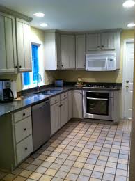 Custom Color 1qt Paris Grey 1qt French Linen And 2qts Old White Traditional Kitchen Cabinets Chalk Paint Kitchen Cabinets Timber House