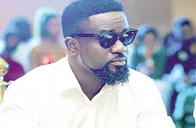 Fans Attack Sarkodie For Promoting Nigerian Music - DailyGuide Network