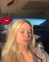 Keeley Jordan's Instagram, Twitter & Facebook