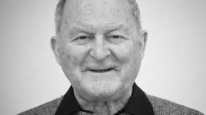 Tom Garvin's Instagram, Twitter & Facebook