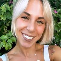 Elisa Barsotti's Instagram, Twitter & Facebook