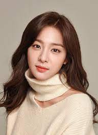 Tvn 토일드라마 '철인왕후'에서 조화진 역을 맡은 배우 설인아. ì¸í„°ë·° ì„¤ì¸ì•„ ì¡°ìž¥í' ì€ ë°°ìš° ì¸ìƒ ì´ì •í'œê°™ì€ ìž'í'ˆ ìŠ¤íƒ€íˆ¬ë°ì´