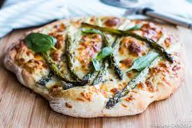 Pizza Aux Asperges Vertes A L Ail Des Ours Basilic Food For Love Ail Des Ours Alimentation Recettes De Cuisine