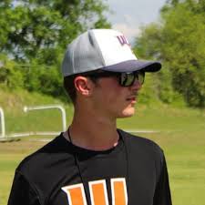 Carson Crouch (@thecarsoncrouch)