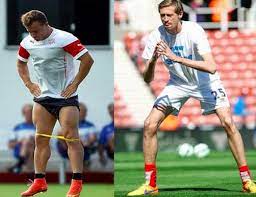 Submitted 1 year ago by leeds unitedkx321. 101 Great Goals On Twitter Stoke City S Peter Crouch Jokes About The Size Of Xherdan Shaqiri S Legs On Twitter Http T Co Gia493nrnx Http T Co Pfc62f49nu