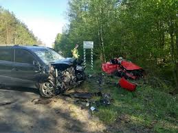 Наразі наслідки надзвичайної ситуації повністю ліквідовано. Smertelne Lobove Zitknennya Na Rivnenshini Zhahliva Dtp Foto Video Novini Rivnogo Na Rivne Media