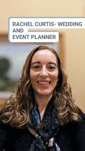 Karen Linson's Instagram, Twitter & Facebook