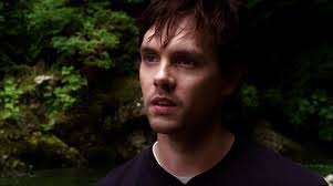 Matthew Currie's Instagram, Twitter & Facebook