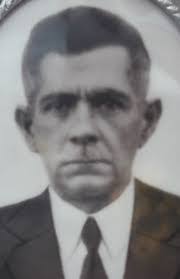 Alfredo Atkinson's Instagram, Twitter & Facebook